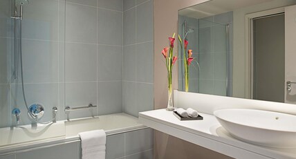 CURES MARINES TROUVILLE Room Type - Deluxe Room sea or port view, 1 queen-size bed or 2 single beds CURES MARINES TROUVILLE Room Type - Deluxe Room sea or port view, 1 queen-size bed or 2 single beds