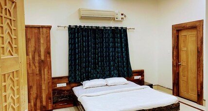 Hotel Mangalam Room Type - Standard AC Room