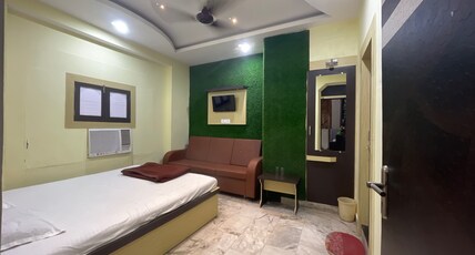 HOTEL ROXY DLX Room Type - AC Deluxe