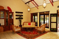 Hotel O Cemara's Homestay