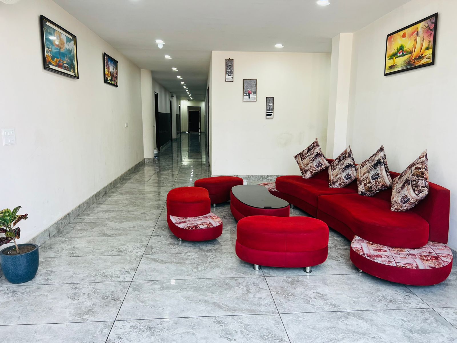 Main gallery