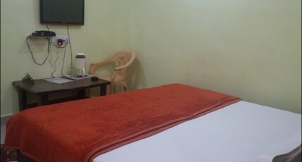 Hotel Holidays Inn Room Type - Double Bed Ac Family Room