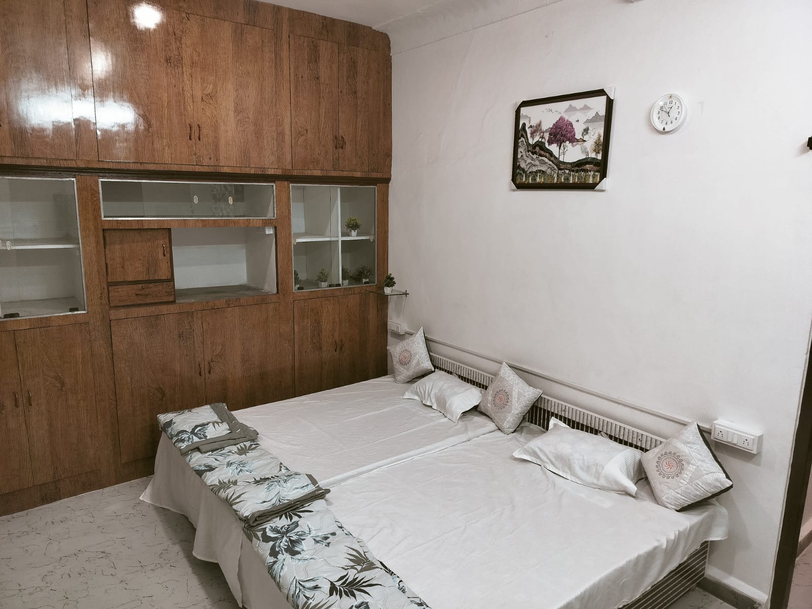 Ashutosh Homestay - Tap to explore photos
