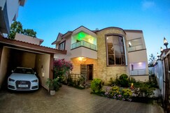 Rail Ridge Luxury Villa