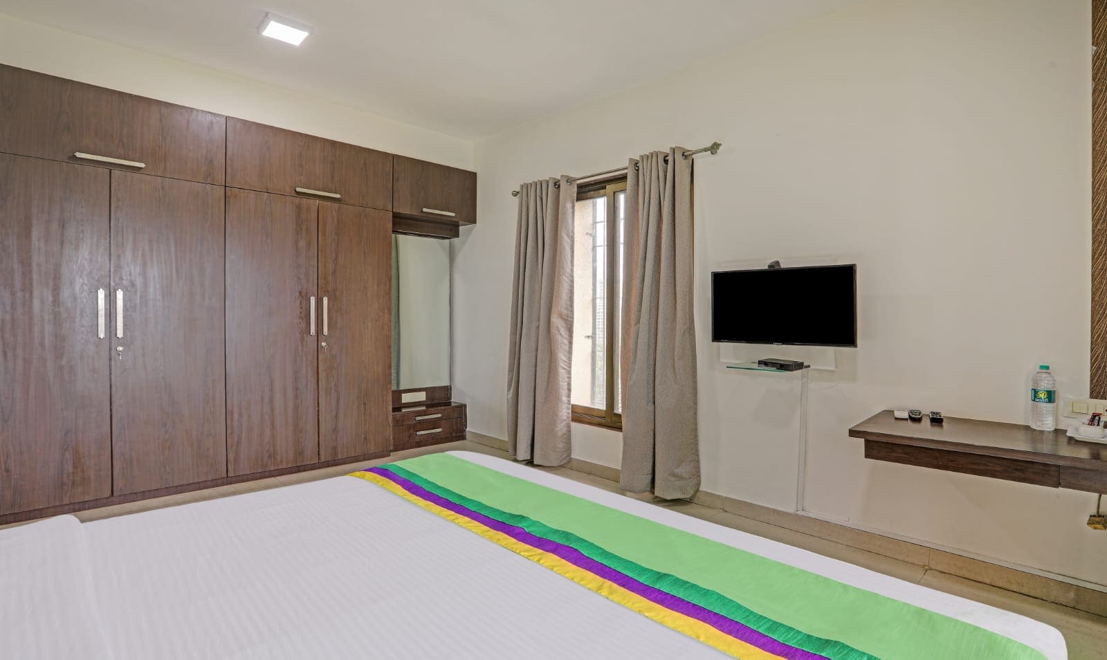Welcome Home Service Apartments-Bandra - Tap to explore photos