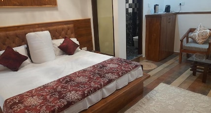 Trimounts-A Boutique Hotel Room Type - Mountain View Executive Room Trimounts-A Boutique Hotel Room Type - Mountain View Executive Room