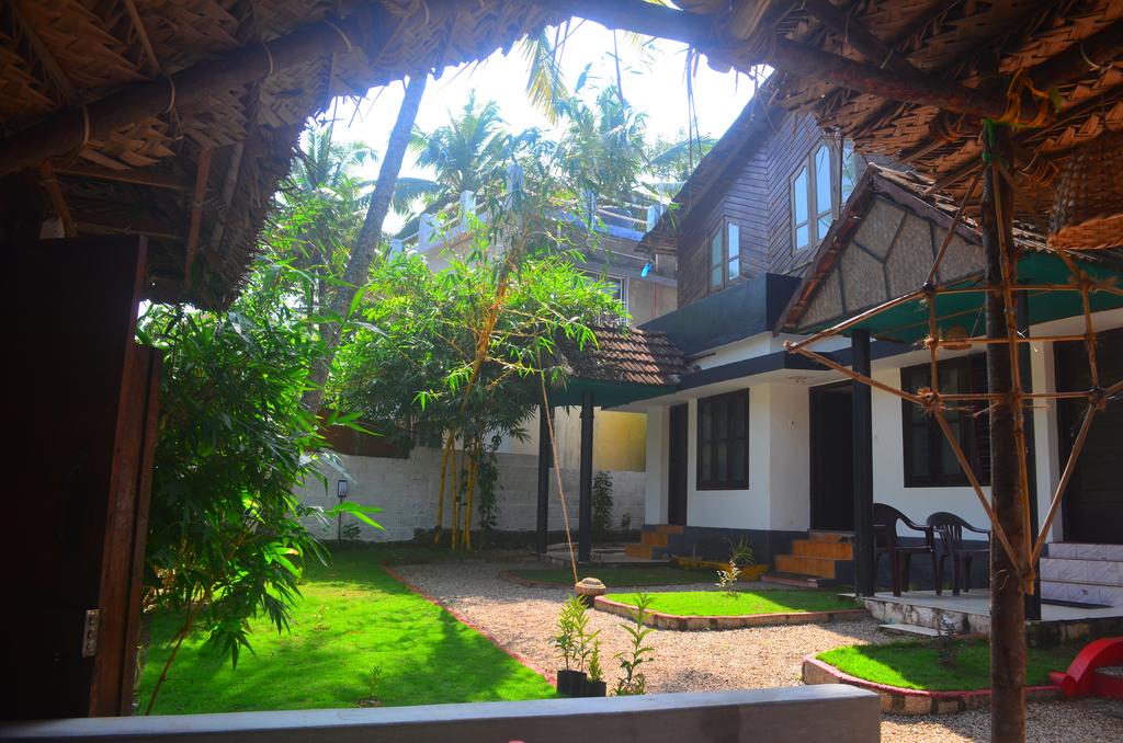 Organic Villa | Rooms & Wi-Fi - Tap to explore photos
