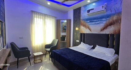Hotel Diamond Shine Room Type - Deluxe Room