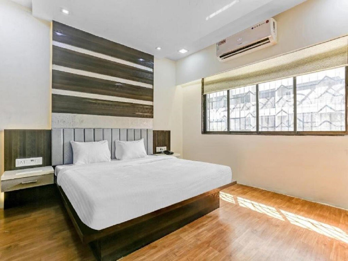Hotel Vinyasa Residency - Tap to explore photos