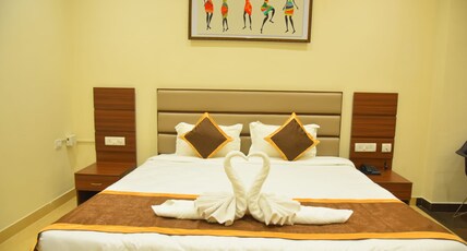Neelam Orchid Hotel and Resort Room Type - Deluxe