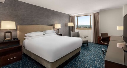 Hilton Concord Room Type - 1 KING BED HIGH FLOOR