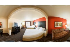 Holiday Inn Express & Suites Yosemite Park Area