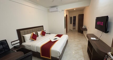 Hotel Elevate Inn - Bangalore Airport Room Type - Standard Balcony Room Hotel Elevate Inn - Bangalore Airport Room Type - Standard Balcony Room