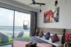 The Luxe Vista River View Entire Luxury Flat