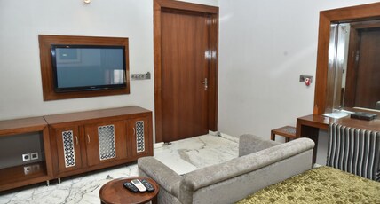 Otara (Luxury Home Stay) Room Type - Deluxe Room