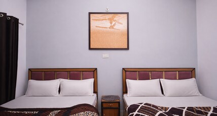 Himalayan Nest Chopta Room Type - Himalayan View Family Room