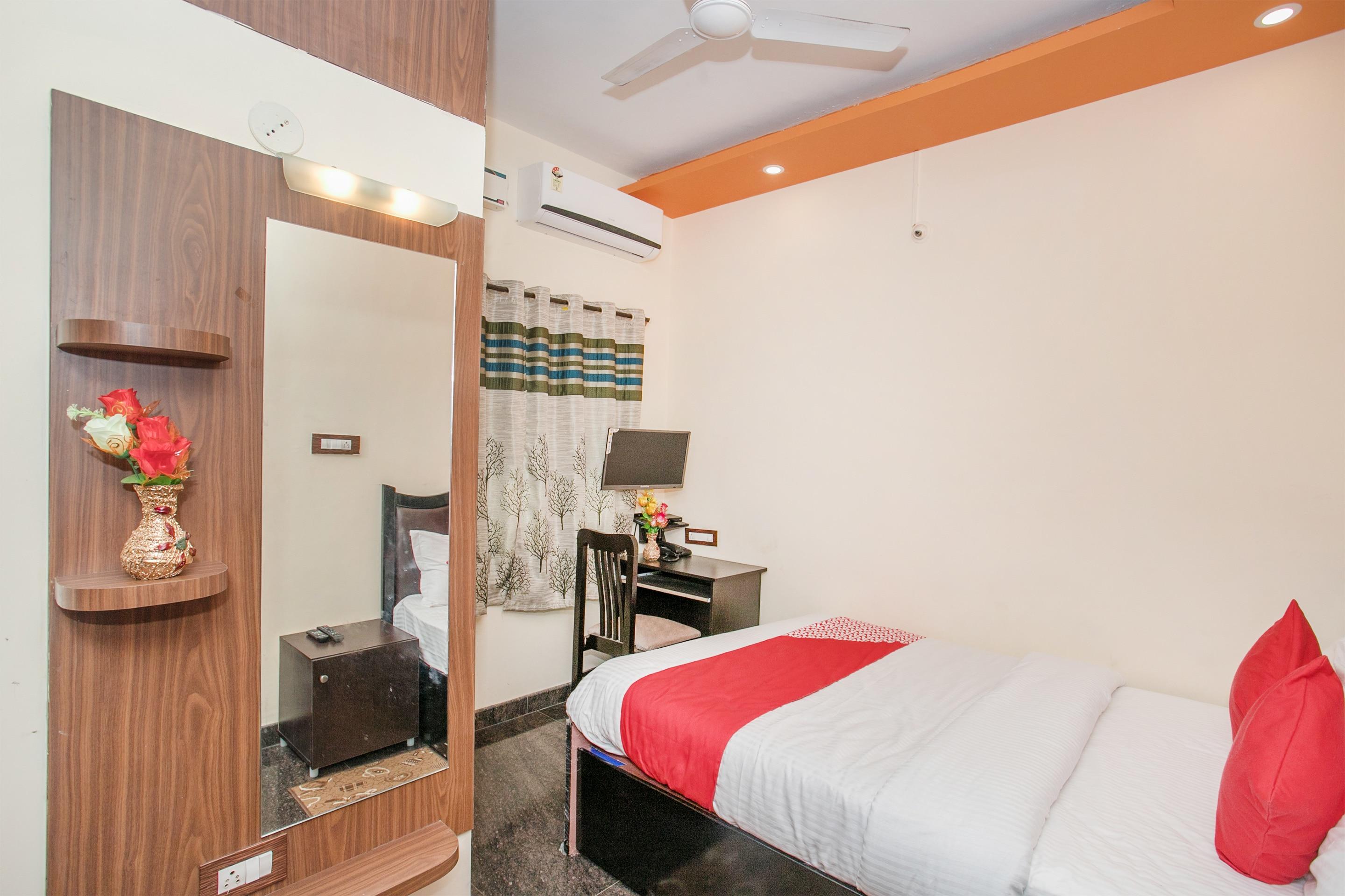 Serviced Apartment - Tap to explore photos