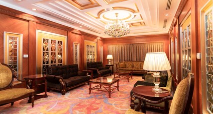 Holiday Inn Suites Kuwait Salmiya Room Type - 2 Bedroom Suite Seaview Marble Bath Lounge Access