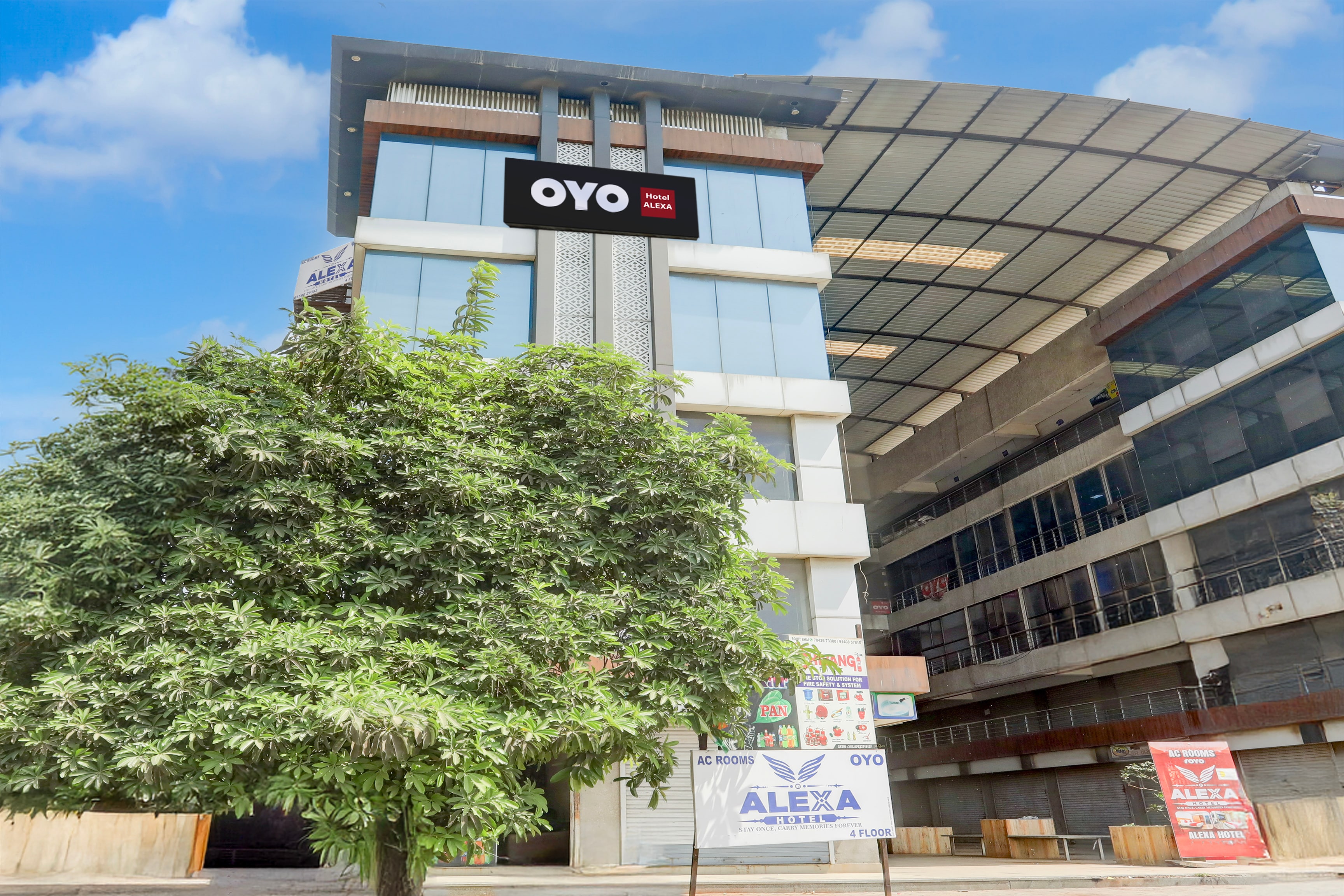 Hotel O ALEXA Hotel - Tap to explore photos