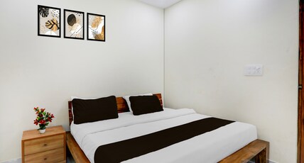 Super Hotel O IIM Road Lucknow Room Type - Premium