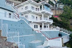 Pine Homes Kasauli