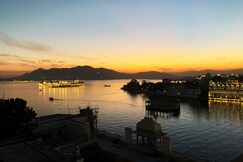 Hotel The Tiger at Lake Pichola