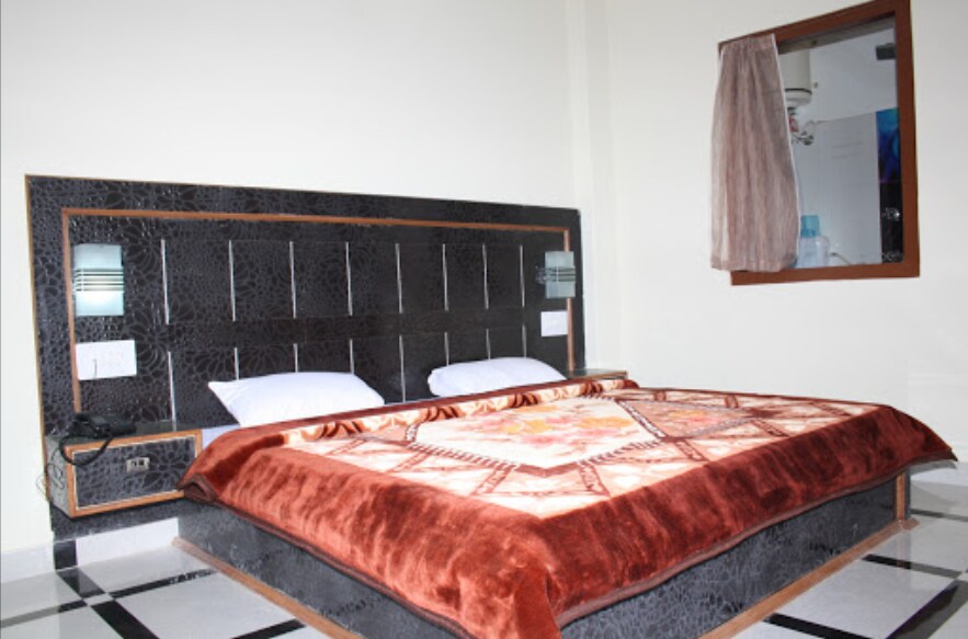 RAJ PALACE - Tap to explore photos