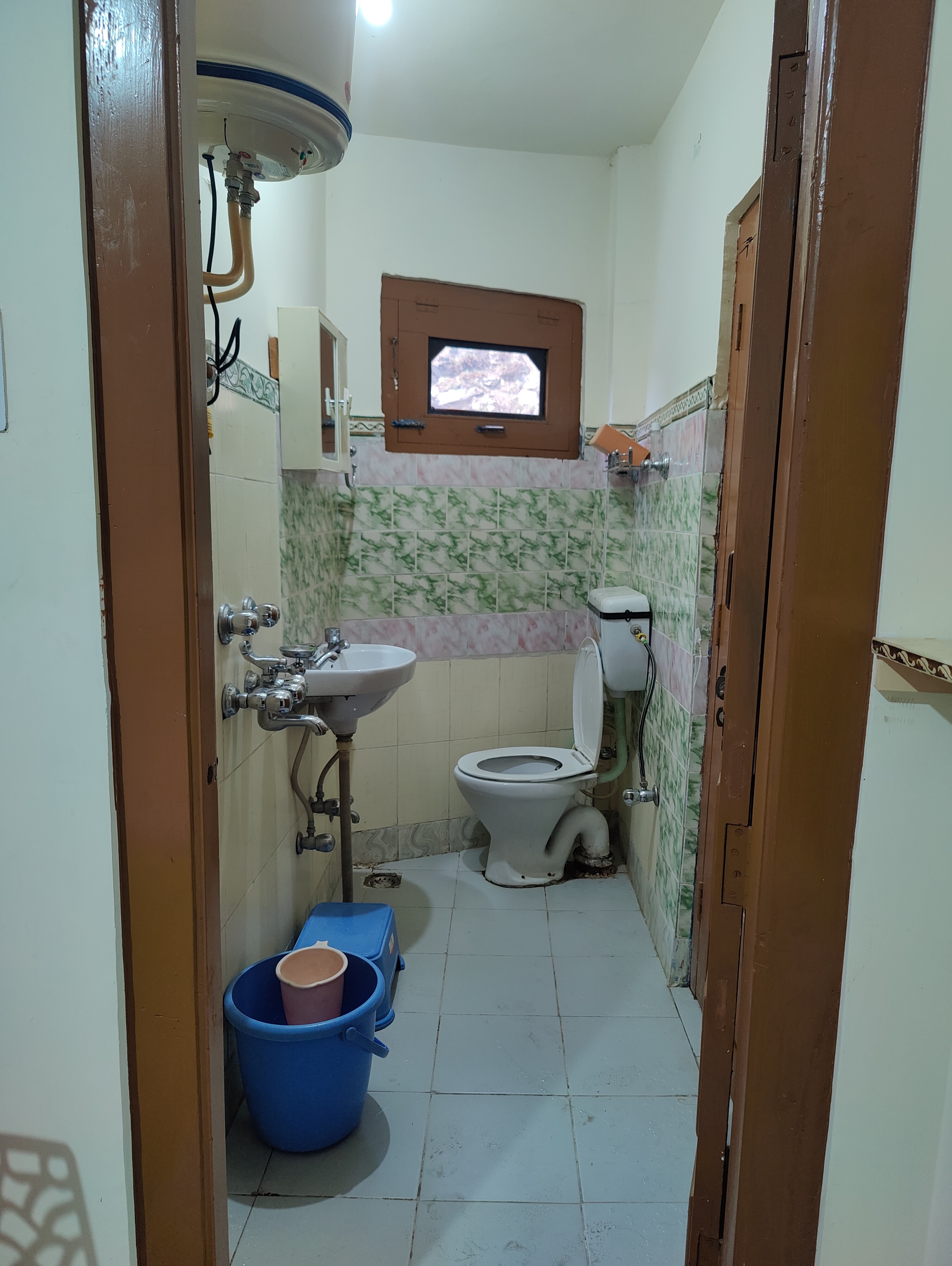 SILK ROUTE HOME STAY - Tap to explore photos