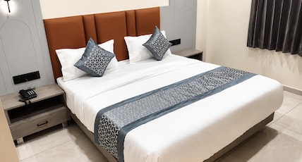Sunpark Hotel, Ahmedabad Room Type - Super Deluxe Room Sunpark Hotel, Ahmedabad Room Type - Super Deluxe Room