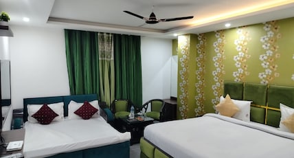 Hotel Red Apple Room Type - Triple Occupancy Room with Double Bed and Sofa Bed Hotel Red Apple Room Type - Triple Occupancy Room with Double Bed and Sofa Bed