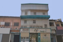 Hotel O by OYO Ak Palace Near Chhatrapati Shivaji International Airport