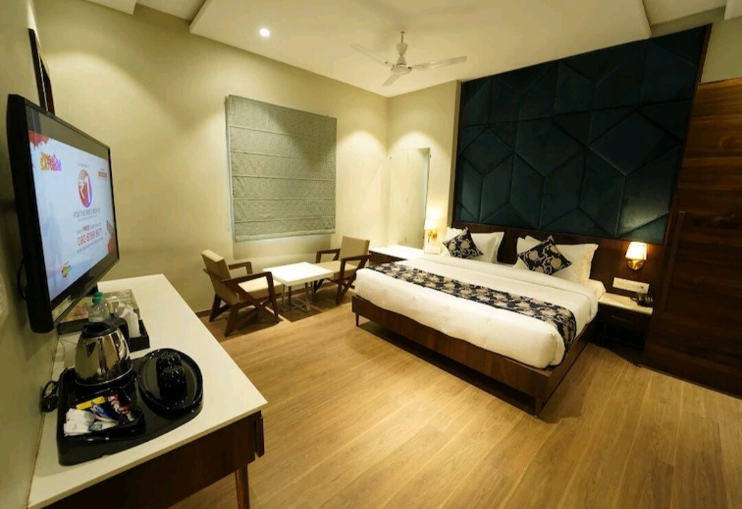 Hotel Gopi Palace - Tap to explore photos