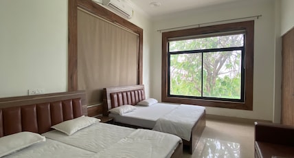 Vasant Room Type - Luxury Cottage with Garden View Vasant Room Type - Luxury Cottage with Garden View