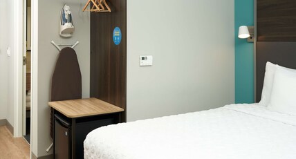 Tru By Hilton Pompano Beach Pier, FL Room Type - 2 QUEEN BEDS