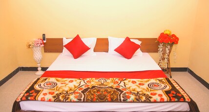 Shri Shayam Palace Room Type - Classic room