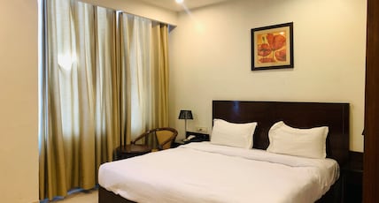 Hotel Hari Heritage Room Type - Family Room with City View(Interconnected Room) Hotel Hari Heritage Room Type - Family Room with City View(Interconnected Room)