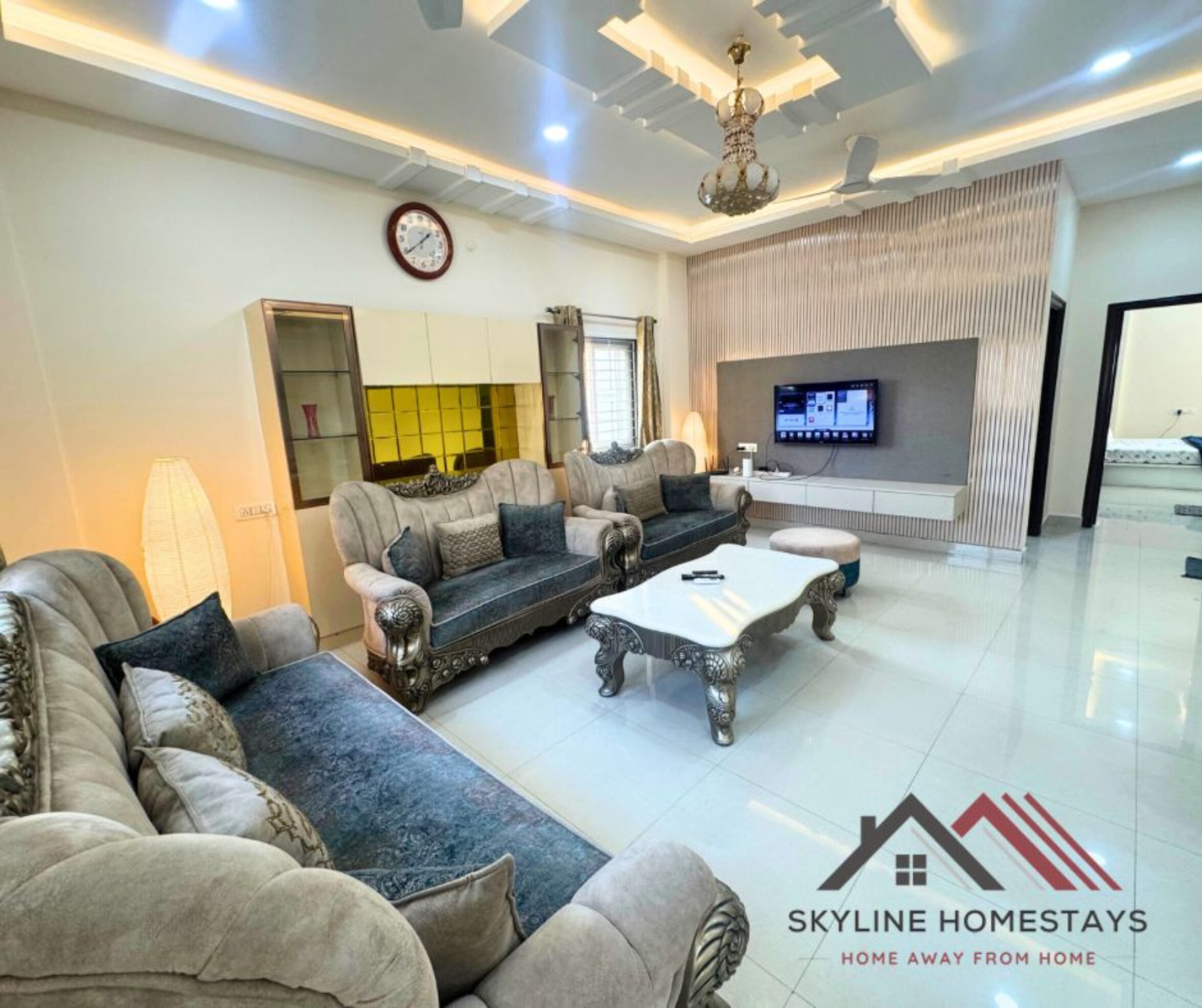 Luxurious 4BHK Penthouse By Skyline - Tap to explore photos
