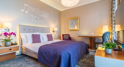Hotel Schweizerhof Luzern Room Type - Style Double Room with City View Hotel Schweizerhof Luzern Room Type - Style Double Room with City View