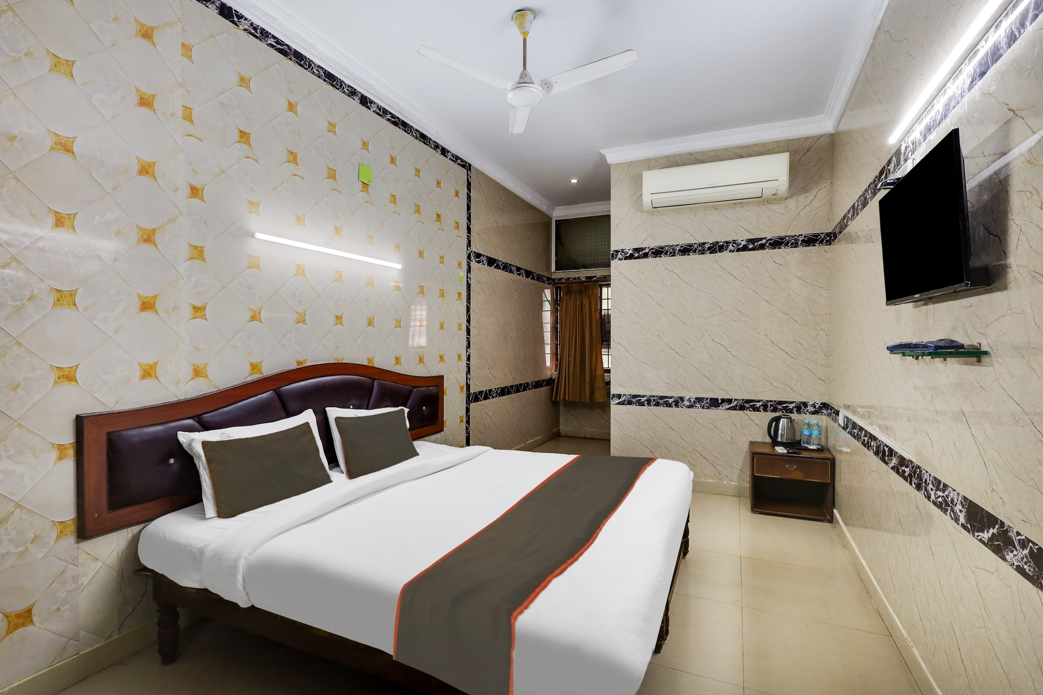 Hotel O Pearl View Residency - Tap to explore photos