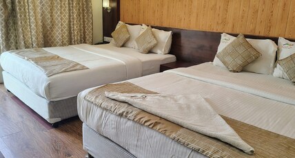 De Castle Inn Room Type - DELUXE FAMILY 4 BED ROOM