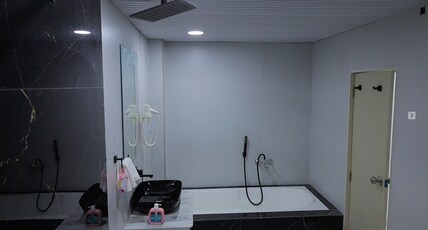 Hotel Ashok Vatika Room Type - Super Deluxe Room with Bathtub