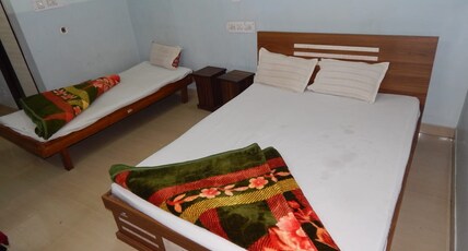 New Yatrik Hotel Room Type - Triple Bed Non AC ROOM
