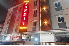 Hotel Pandit Palace