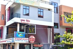 Hotel Krishna Palace