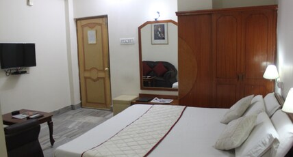 Hotel Ambassador Retreat  Room Type - Deluxe