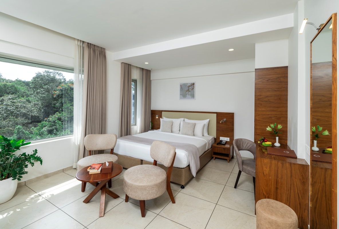 Oshin Hotels - Tap to explore photos