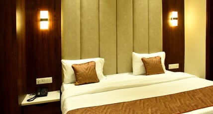 Hotel Manglam Grand Room Type - DELUXE ROOM