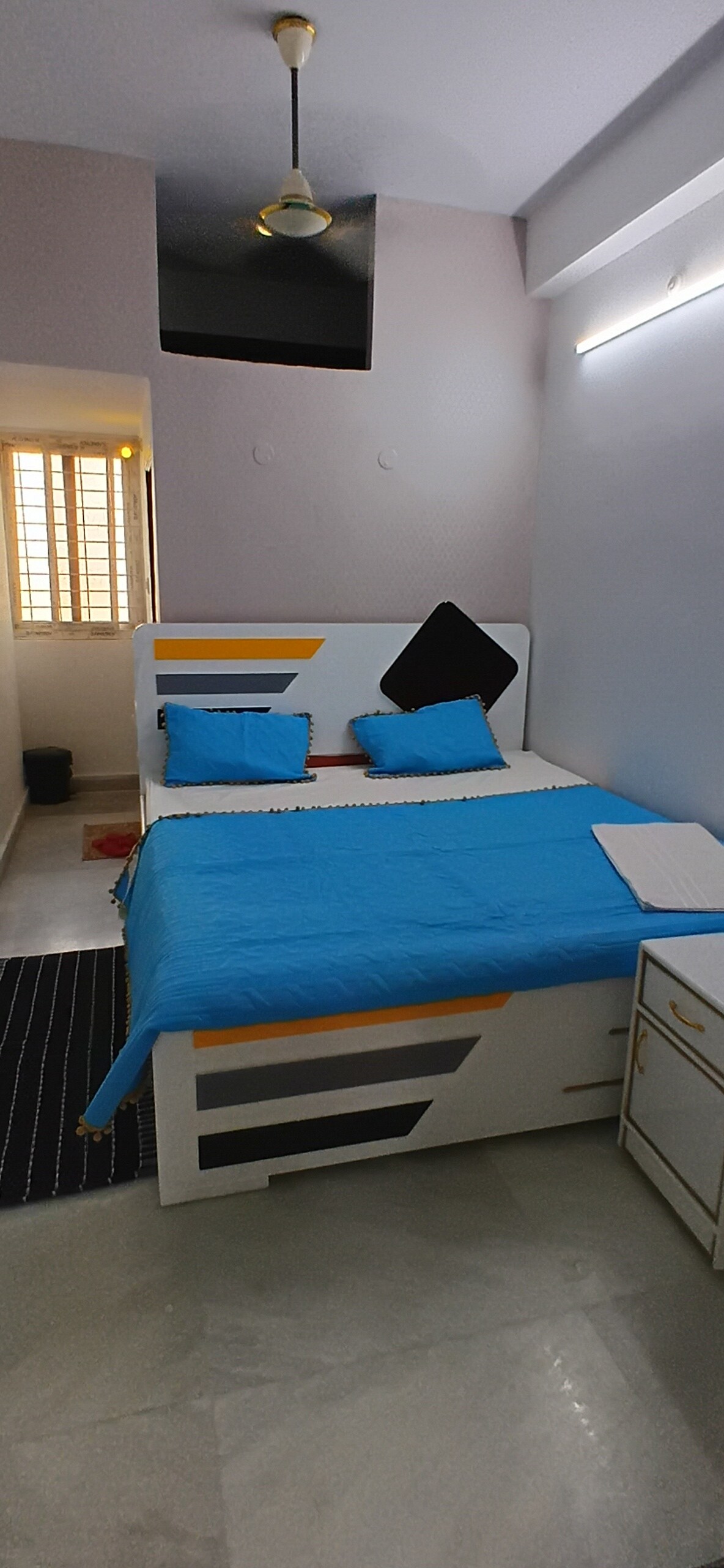 Golden Guest House Hyderabad - Tap to explore photos