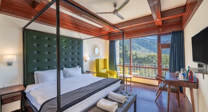 Echor Himalayan Aurum Manali Room Type - Deluxe Room with Balcony (Valley View)