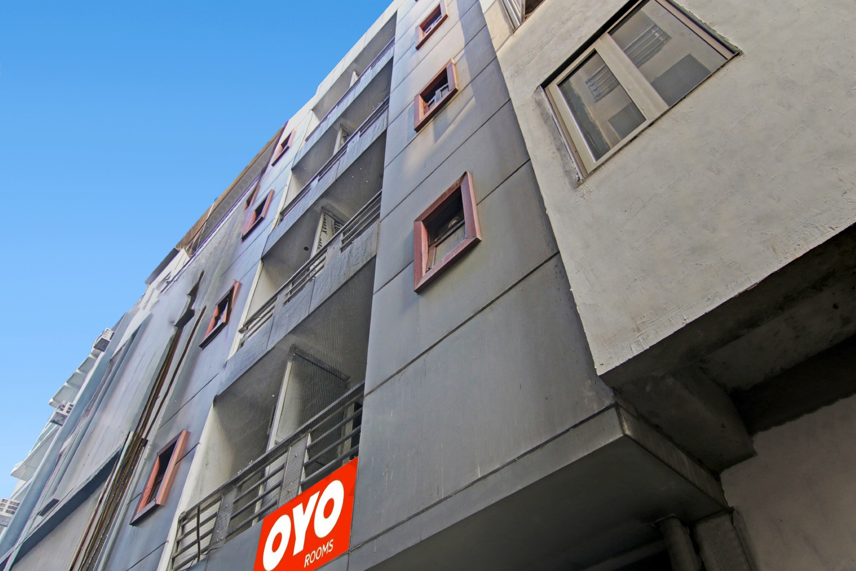 Hotel O Downtown - Tap to explore photos